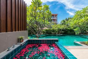 Piscina a Ayrest Hua Hin Hotel o a prop