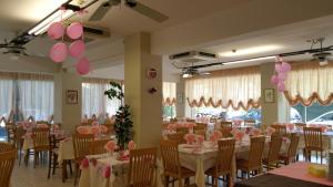 Restaurace v ubytování Hotel Canasta