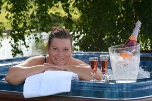 Nápoje v ubytování Revontuli Resort Rooms
