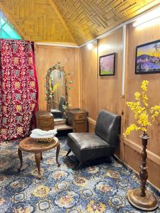 Gallery image of Shangrilla houseboat in Srinagar