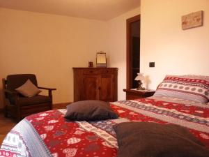 Postel nebo postele na pokoji v ubytování Maison Bellevue VDA-PERLOZ-N 0001