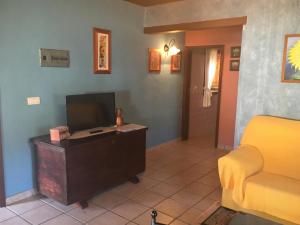 Televisyen dan/atau pusat hiburan di Casa Gusber 2