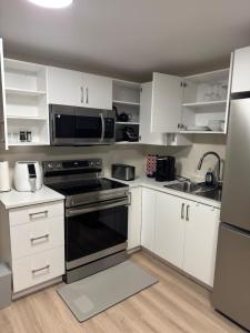 Dapur atau dapur kecil di Footprints Luxury Suite +19 gambar