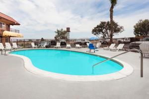 Gallery image of Days Inn by Wyndham Barstow in Barstow