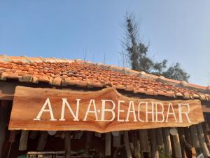 a sign that says amader beeper on a building at Ana resort Phu Yen in Liên Trì (4)