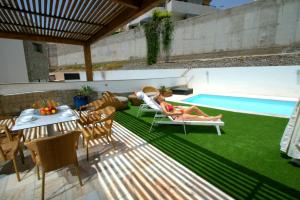 The swimming pool at or close to Villa Amadores n4