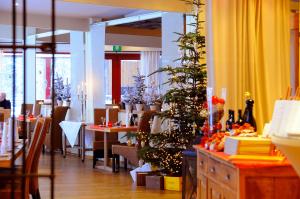 Restauracja lub miejsce do jedzenia w obiekcie Malteser Komturei Hotel / Restaurant
