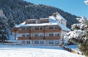 Residence La Selva during the winter