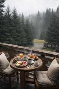 Gallery image of Cabana Laptici - statiunea Pestera-Padina, Bucegi in Moroeni
