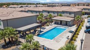 an overhead view of a swimming pool in a house at Townhome Near Zion with Hot Tub & Pool in Washington