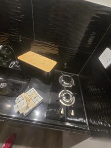a toy counter with a drawer and a box at Casa Malbec en Los Molles in Las Lenas +40 photos