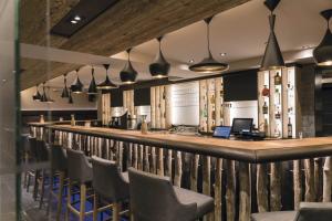 Εστιατόριο ή άλλο μέρος για φαγητό στο Hotel des Alpes
