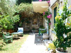 A garden outside Polytropon Apartments
