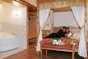 Postel nebo postele na pokoji v ubytování Cavallino Lovely Hotel