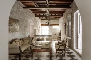 Zona d'estar a Allegra Heritage Mansion