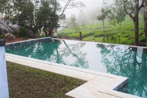 Bazén v ubytování Windermere Estate nebo v jeho okolí