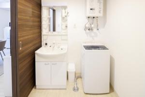 Vannas istaba naktsmītnē Hotel Hs Park Chitose +170 fotogrāfijas