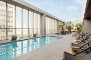 Piscina a Hotel SB Diagonal Zero 4 Sup o a prop