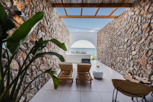 พื้นที่นั่งเล่นของ Delfini beach hotel & suites