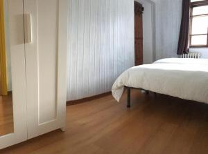 Postel nebo postele na pokoji v ubytování Maison Perron CIR- VDA-LATHUILE-N0062