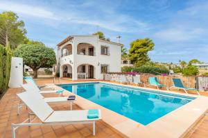 an image of a villa with a swimming pool at La Boniquesa in Benissa