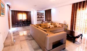 Posezení v ubytování Mahdia Place Apartments + 33 fotografií