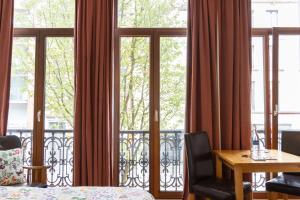 Зона вітальні в tam tam city lodge