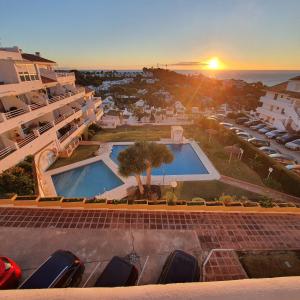 an aerial view of a resort with a swimming pool at Studio Vista Bonita in Sitio de Calahonda