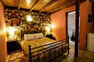 Cama o camas de una habitación en Korfes Guesthouse