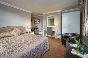 Gallery image of Cheshire Hospitality Ltd Trading As Lennox Lea Studios and Apartments in Sale