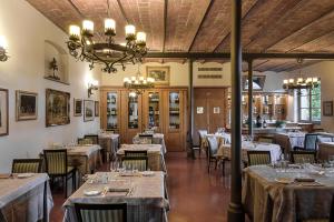 Restaurace v ubytování Villa Olmi Firenze