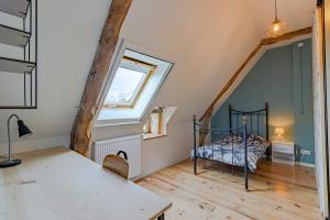 a bedroom with a bed and a window at Gite La Mauratie -4 chambres in Jayac +34 photos