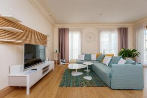 Гостиная зона в Porto Montenegro Luxury Experience