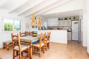 Gallery image of Villa Hércules 115 Binidali in Cap d'en Font +15 photos