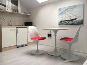 Kuhinja oz. manjša kuhinja v nastanitvi Apartments Šik 2