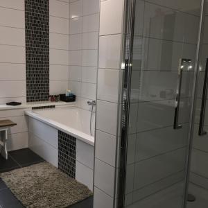 Kylpyhuone majoituspaikassa Gîte Céleste