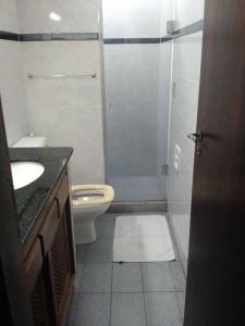 ห้องน้ำของ Pousada Recanto de Itacuruçá