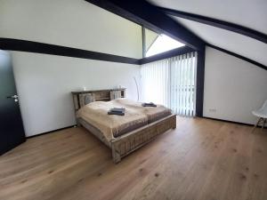 Gallery image of Ferienhaus mit Ruhe Wasser Licht in Kagel