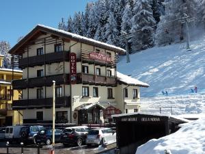 Hotel Della Nouva v zimě