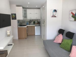 A kitchen or kitchenette at Apartment Los Cristianos