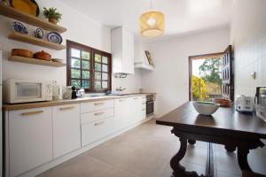 Gallery image of Mita's Country House in Almagreira
