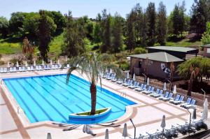 Bazén v ubytování Club Sidelya Hotel nebo v jeho okolí