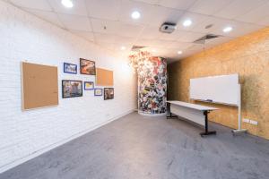 Uma televisão e/ou sistema de entretenimento em Y Loft