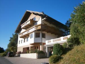 The building in which Az apartmant is located