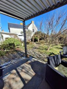 a view from the patio of a house at L' Eclose Ty Du in Le Guilvinec