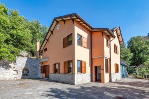 an image of a house at Villa Marta in Spoleto