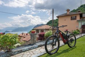 Gallery image of Casa Venanzio e Martino - Como Lake in Plesio