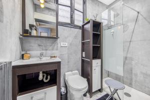 a small bathroom with a toilet and a sink at Maison de pecheur Arcachon in Arcachon +12 photos