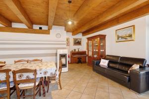 Gallery image of Casa Salada in Bagnolo Piemonte +32 photos