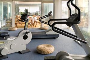 Fitness centrum a/nebo fitness zařízení v ubytování Hotel Sina Astor